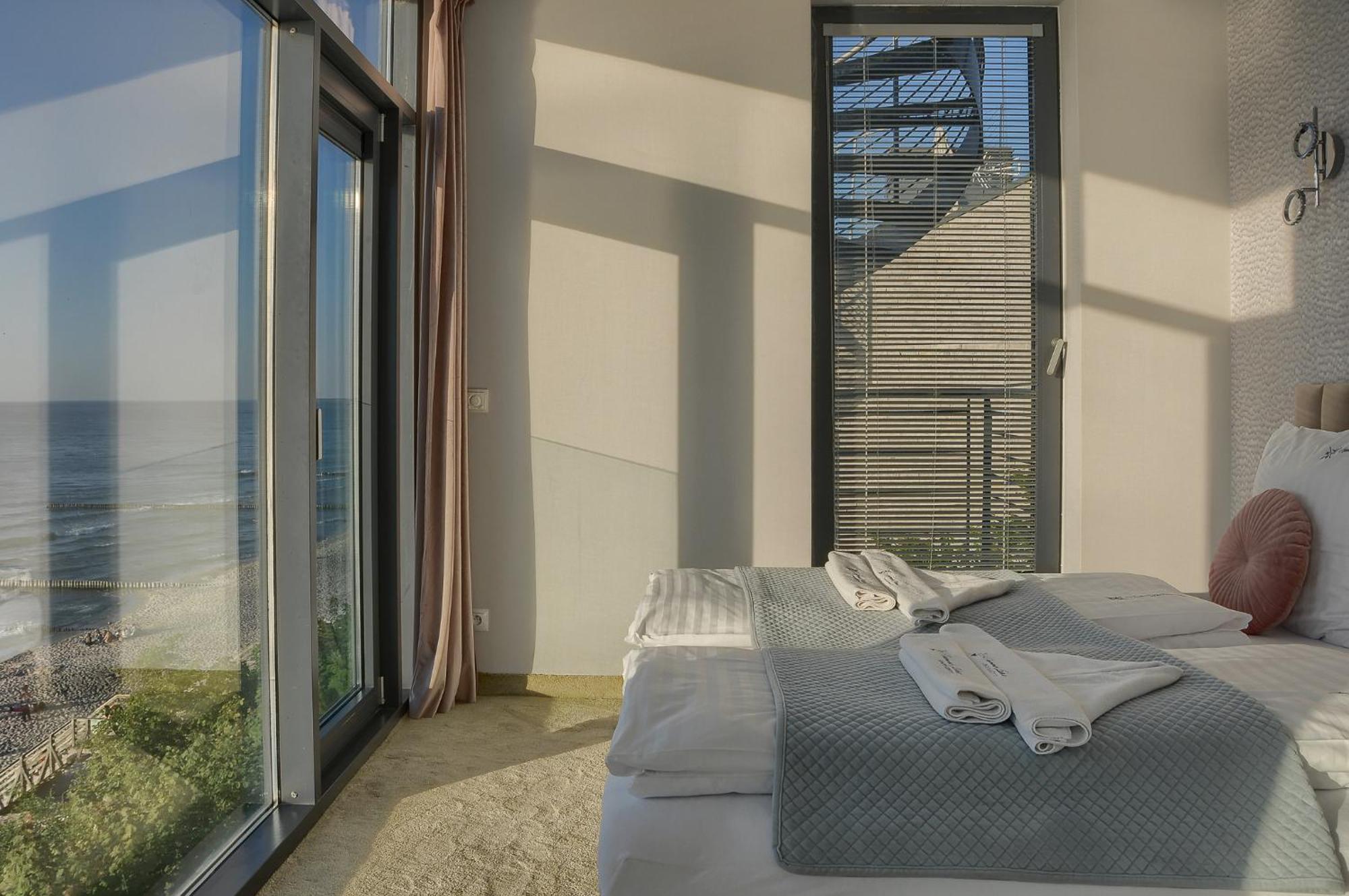 Apartament Nadmorski Luksus - Boulevard Ustronie Morskie Kültér fotó